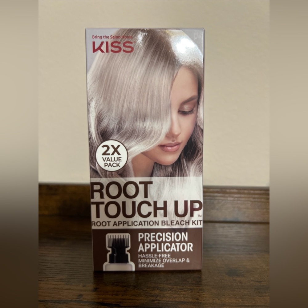 KISS Root Touch Up Complete Bleach Precision Applicator Kit